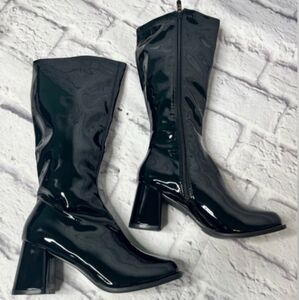 Black heeled faux patent leather gogo boots long zip up new size 9